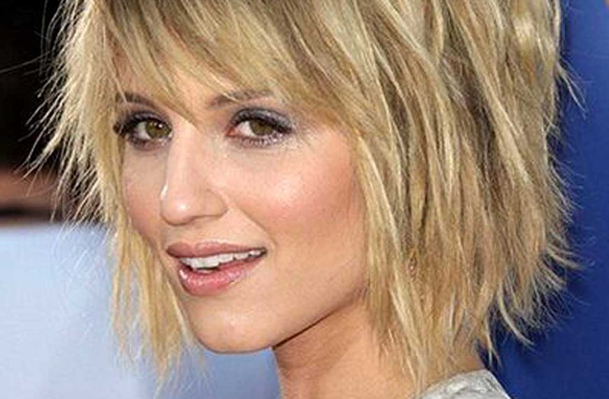 From Work to Play: How to Style Your Layered Bob for Any Situation